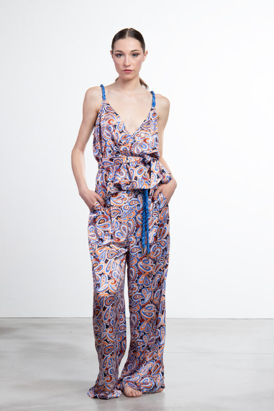 Pantalone ampio con cinturino intrecciato