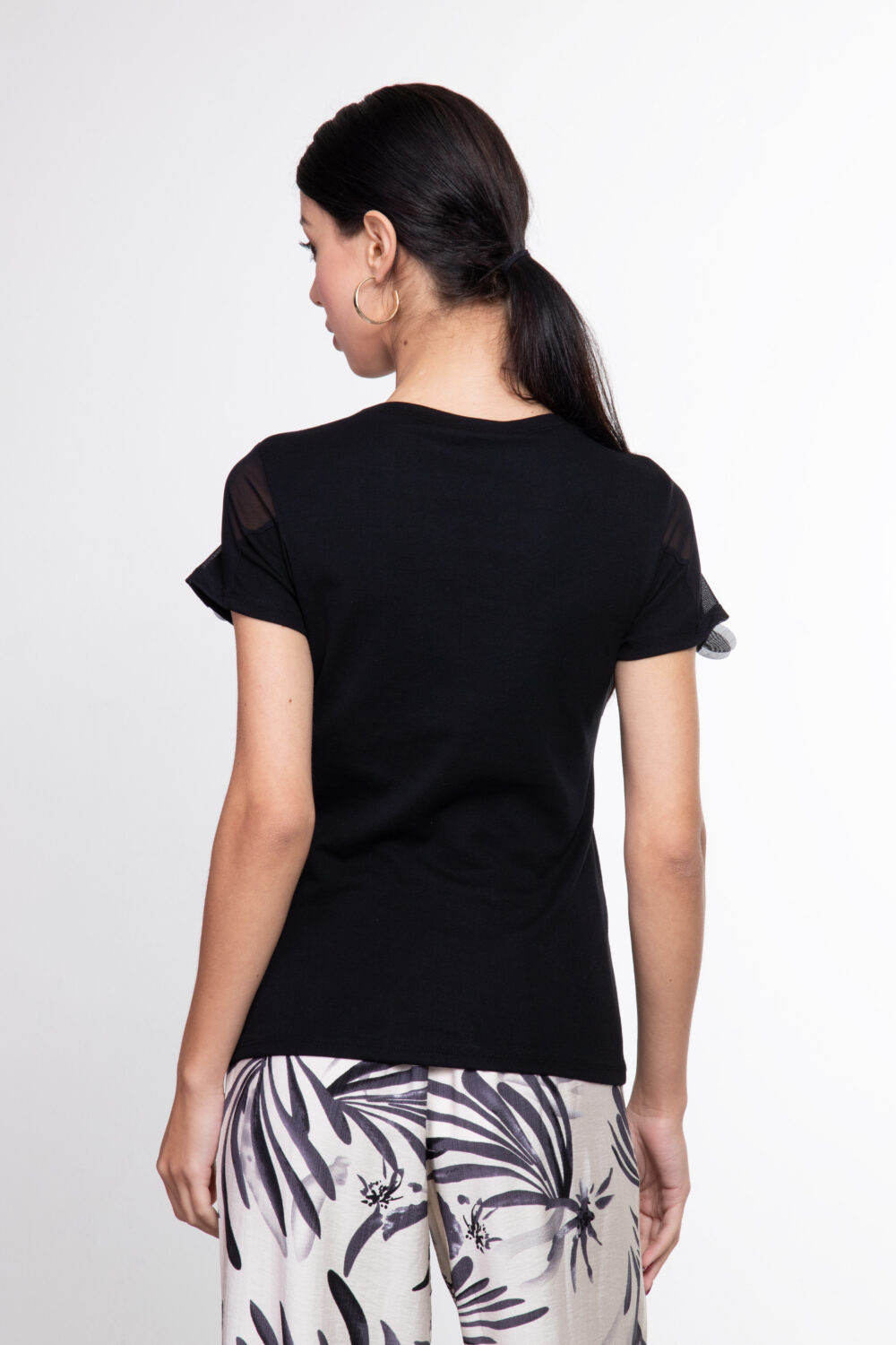 T-shirt con Maniche in Tulle