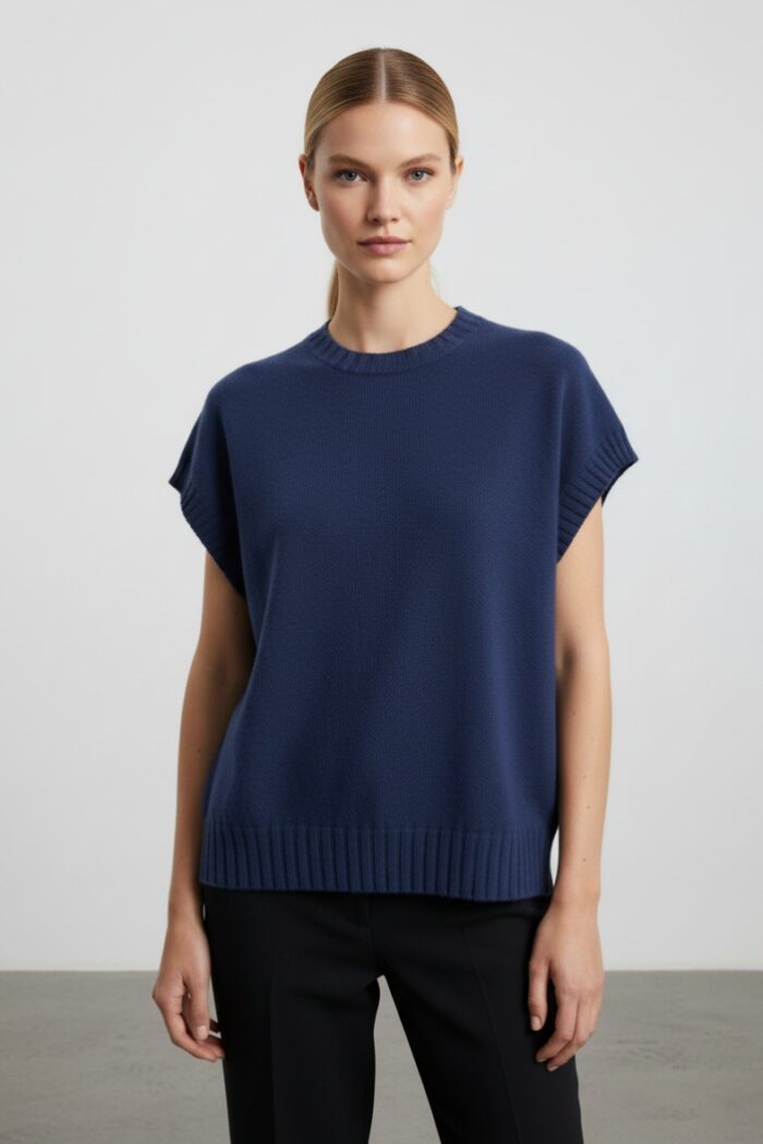 Maglia morbida con manica smanicata