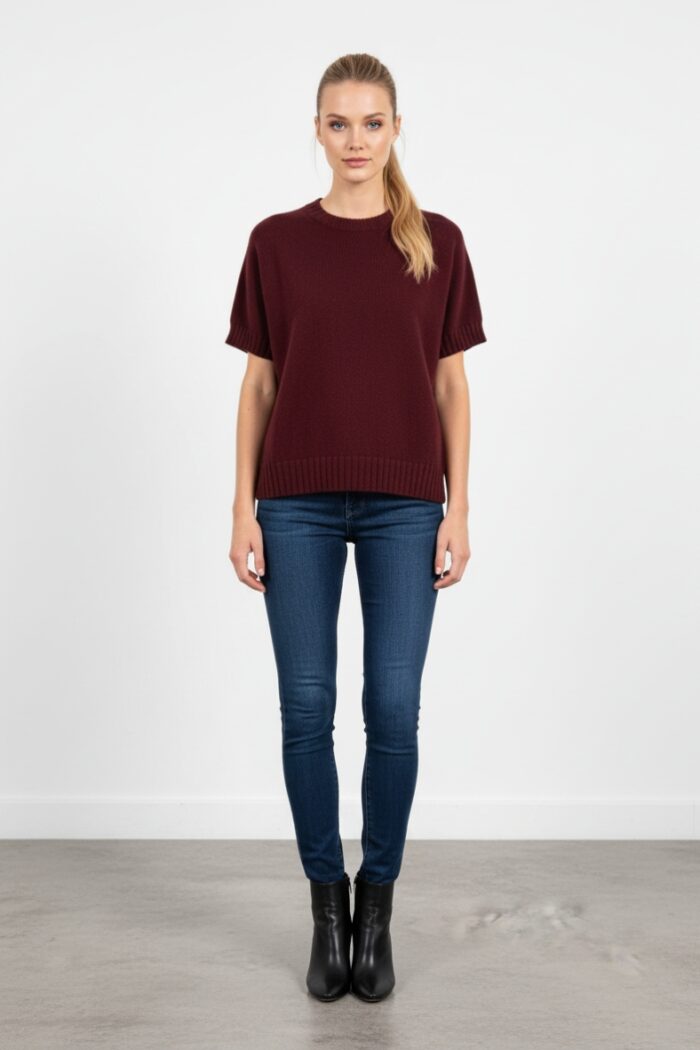 Maglia morbida con manica smanicata