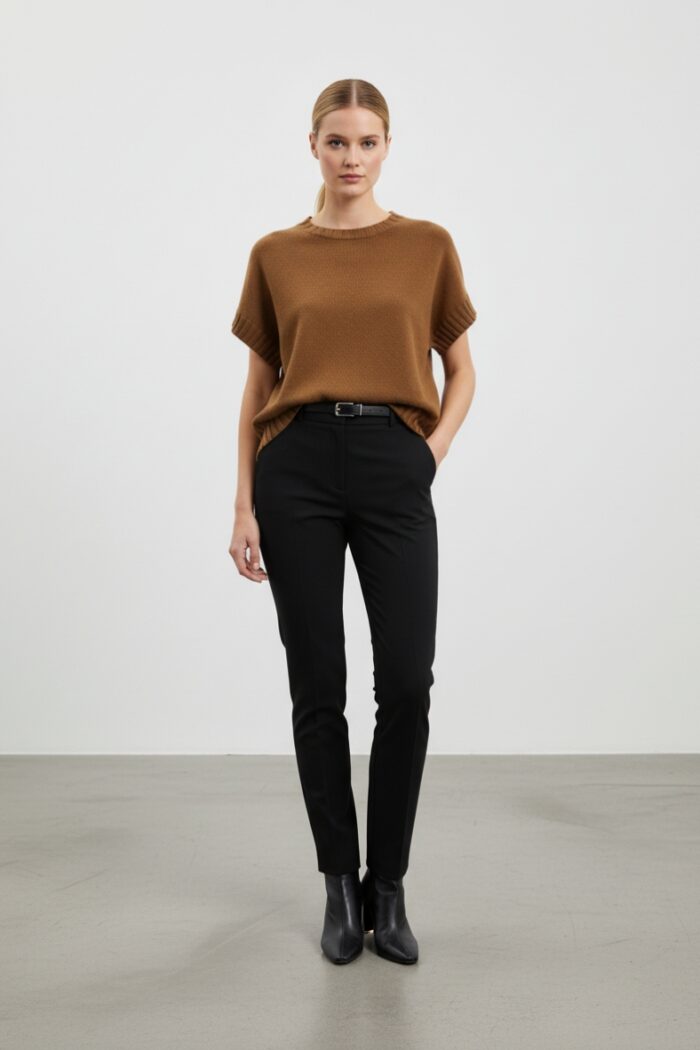 Maglia morbida con manica smanicata