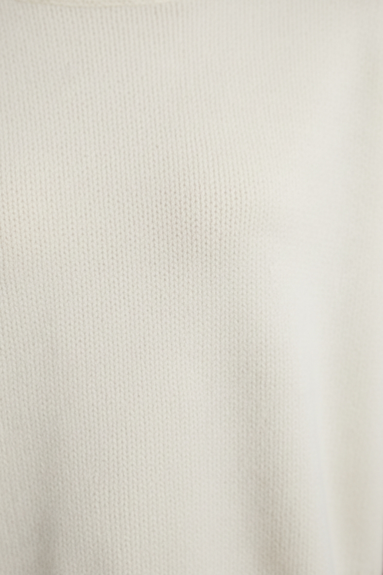MAG-B8095A-PANNA-20251005215110 Maglia morbida con manica smanicata